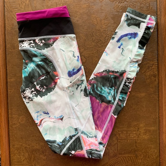 Lululemon Speed Tight III Luxtreme size 6 - Picture 6 of 6